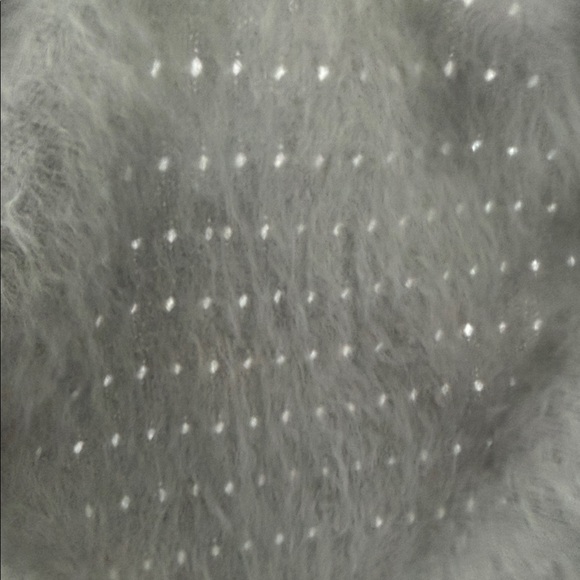 Soft Fuzzy Gray 💯 angora Cardigan, hand knitted - Picture 16 of 16